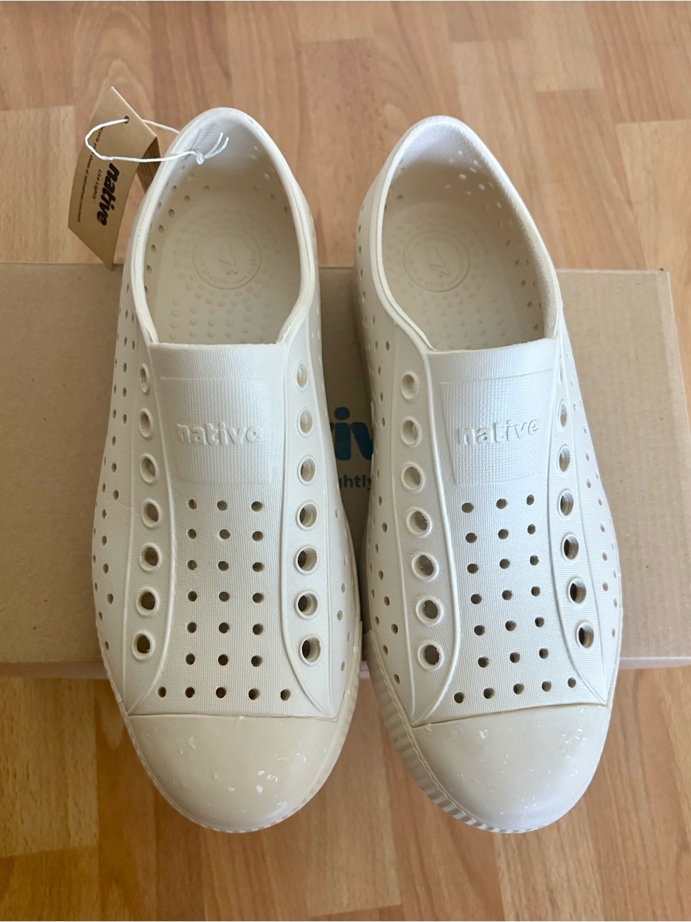 Native Women’s Jefferson Slip-On Moccasins in Off-White/Cream